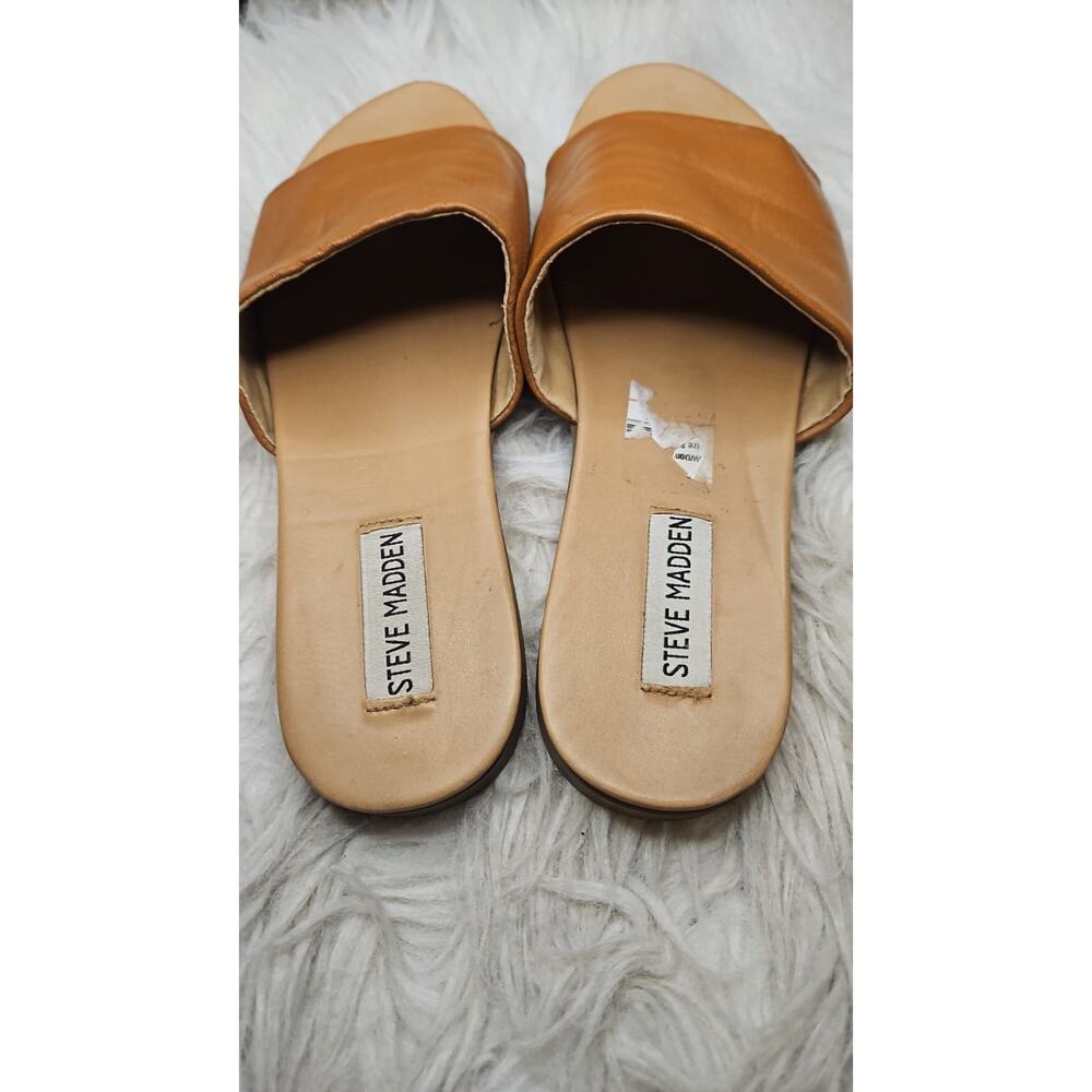 Steve Madden Karolyn Slide Sandal - Women’s Slip-On Comfort Sandals - Picture 4 of 5
